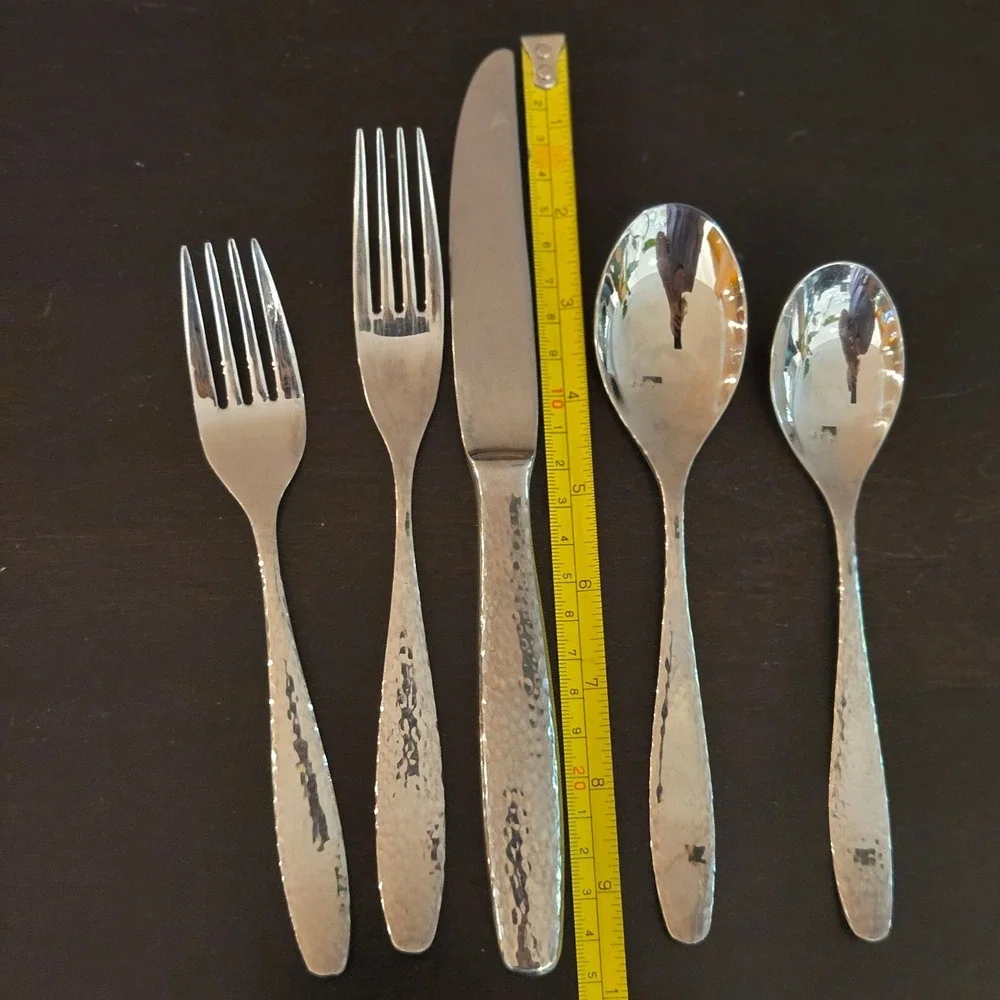 Reed & Barton Palmer hammered Flatware Set 34 piece 18/10 Stainless forks Shiny